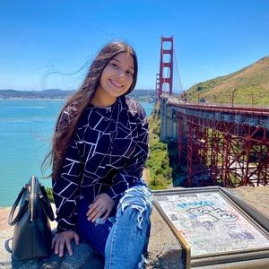 Meet your Posher, Amy